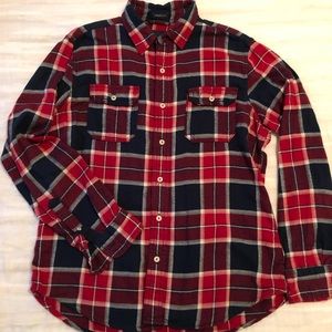 Long sleeve button down. Super comfortable. Size L